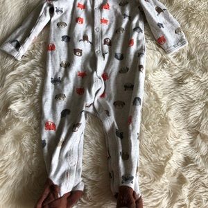 Gap footed pajamas